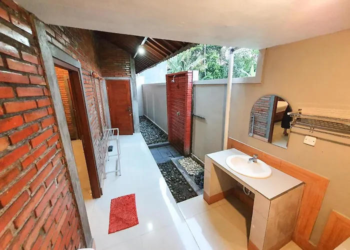 Widhiana Cottages ゲストハウス